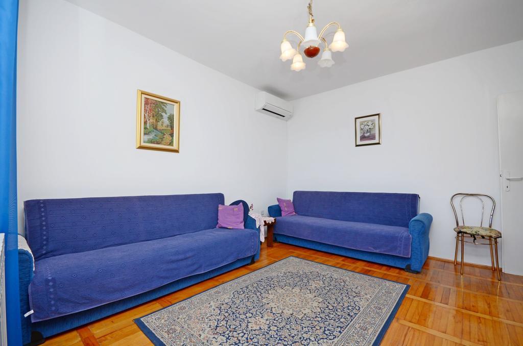 Apartment Ksenija Drvenik  Buitenkant foto